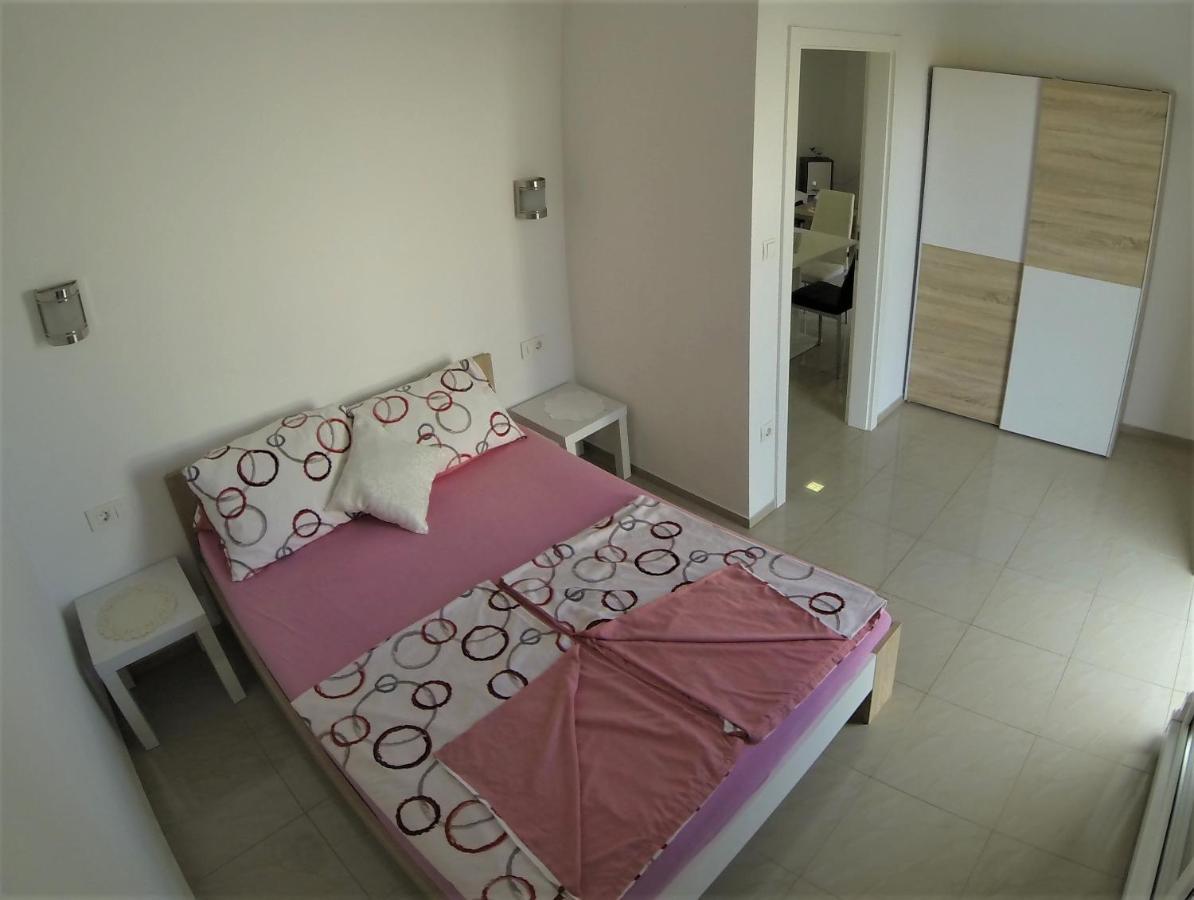 Apartmani Zaric Malinska Exterior foto